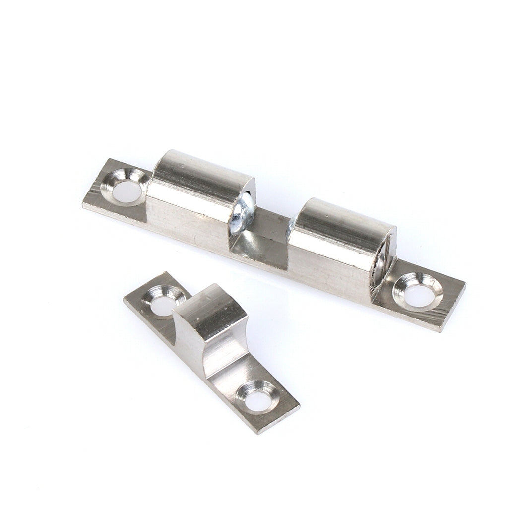 DOOR CATCH ASSEMBLY - Part #: 831355