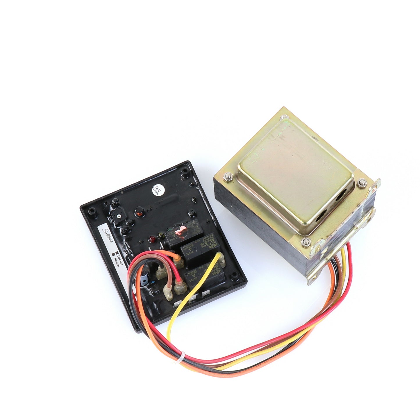 VOLTAGE REGULATOR - Part #: 842504